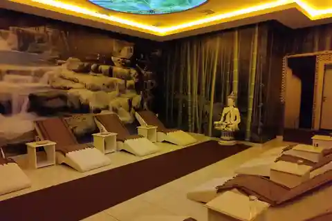 Alanya: Masaj ve Şarap Seçeneği ile Türk Hamamı Deneyimi