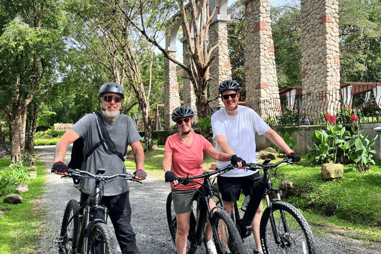 Private Guided E-bike Tour: Discovering El Valle de Anton