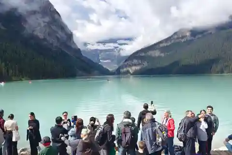 Personal Touring Guide Up To 6 persons For Banff Yoho Jasper