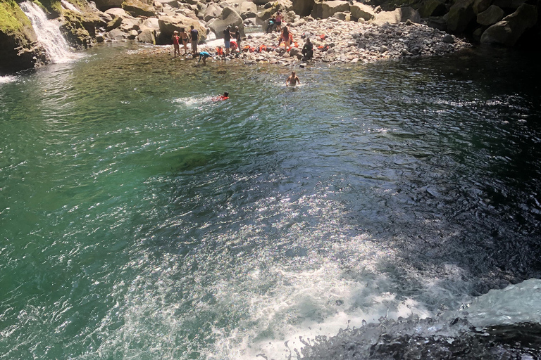 Odkryj i ciesz się kanionem Macho De Monte w Cuesta de Piedra Chiriqui.Odkryj i ciesz się Kanionem Macho De Monte w Cuesta de Piedra Chiriqui.