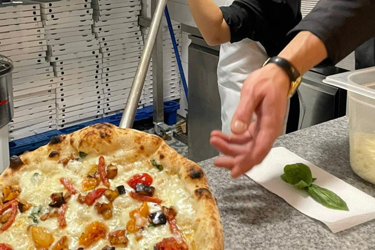 Milan Neapolitan Pizza Master Class with final tasting, drinks included Milan Neapolitan Pizza Master Class with Final Tasting, Drinks Included