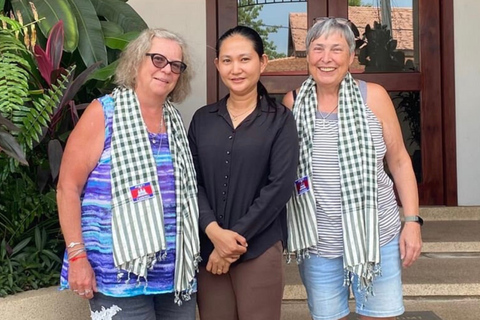 Kampong Khleang Floating Village: Women-Led Tour with Isa