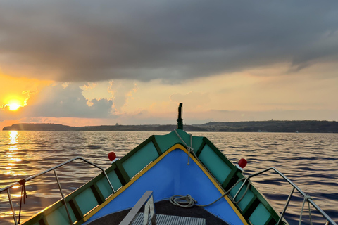 Private Comino Sunset Cruise with Food & Wine Options Private Comino Sunset Cruise with Food & Wine Options