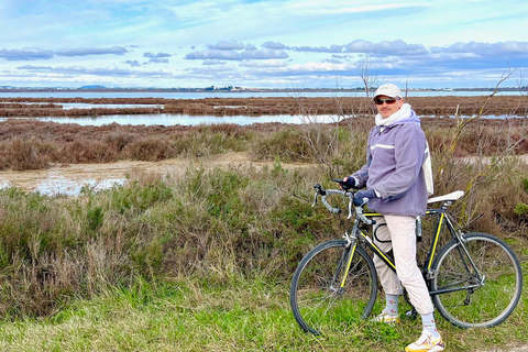Montpellier: Seaside tour on an electric bike Montpellier: Guided Electric Bike Ride Along the Seafront