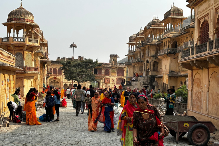 Visite nocturne du Triangle d'Or avec Ranthambore en voiture 6 Nuits 7 JoursVoiture AC + visite guidée uniquement