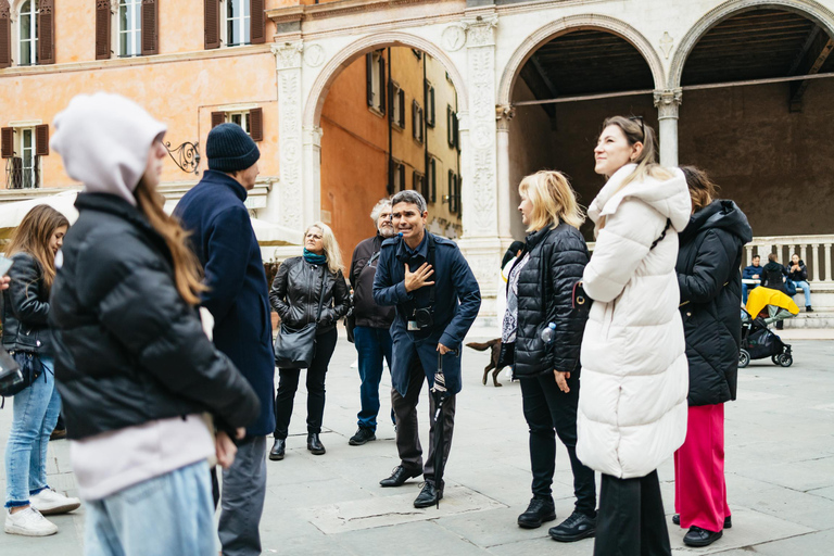 Verona: History and Hidden Gems Guided Walking Tour Group Tour in English