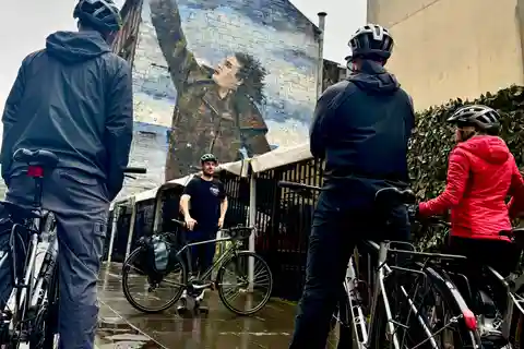 Glasgow: Stuart's Essential Glasgow Bike & E Bike Tour