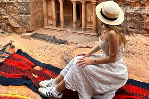 Tour privado de un día a Petra desde Ammán