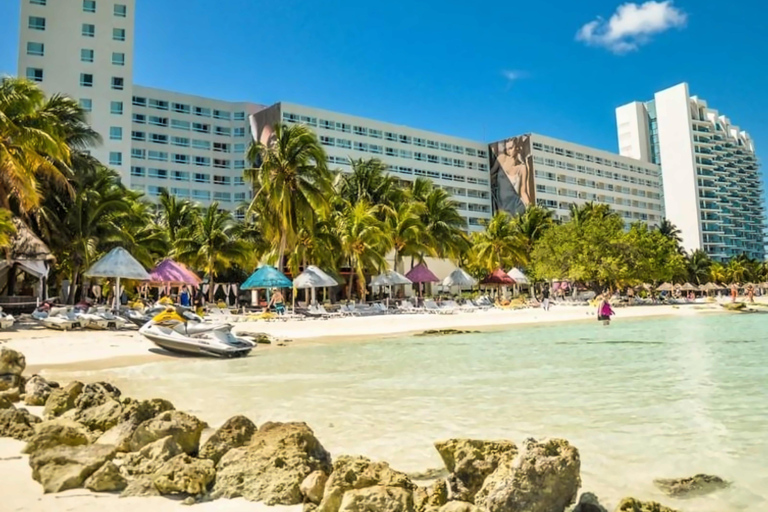 Traslado privado de CUN a Dreams Sands Cancun Resort Spa