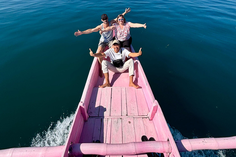 Lombok: Private Pink Beach and Gili Islands Boat Tour