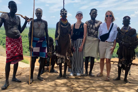 Omo-Tal: 10-tägige Tour zur Entdeckung des reichen Stammeserbes