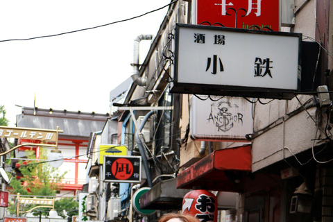 Tokyo: Shinjuku Early Morning Private Photoshoot 90-Min Session – Adds West Exit Skyline | 100 Photos