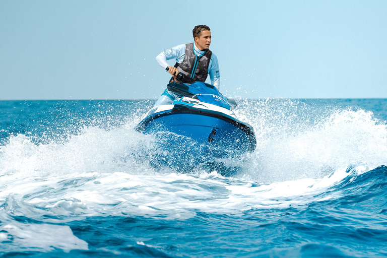 Le Lavandou: Jet ski ride without a boat license with breakfast, €170 per jet Le Lavandou: Jet ski tour without a boat license, with breakfast