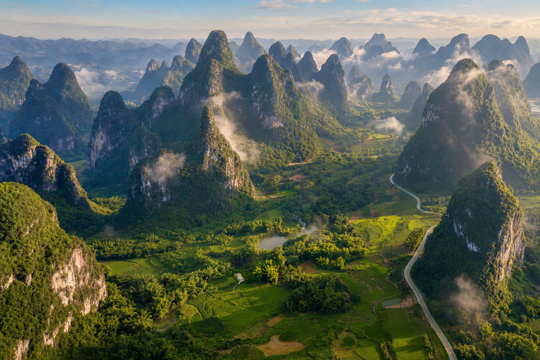 Yangshuo: Xianggong Mountain, Yulong River & Shangri-La Tour Attraction E-Ticket Bundle: No Transport and Guide