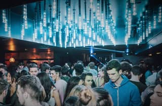 Edinburgh: Kneipentour mit Gratis-Shots