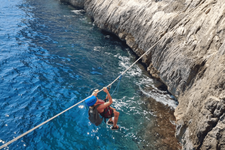 Marsylia: via ferrata w kalanque Sormiou