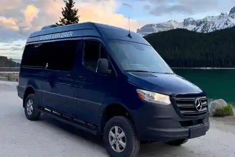 Banff (Canmore) to Calgary Airport | Private Transfer