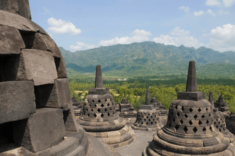 Yogyakarta: Borobudur, Prambanan i eksploracja przyrody na Jawie