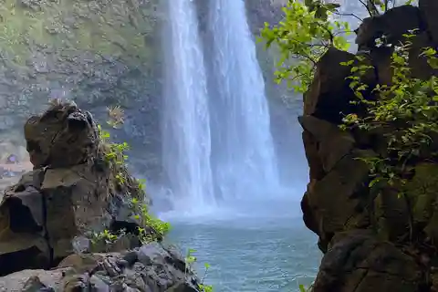 Kauai East Side and North Shore: Waterfalls & Beaches Tour