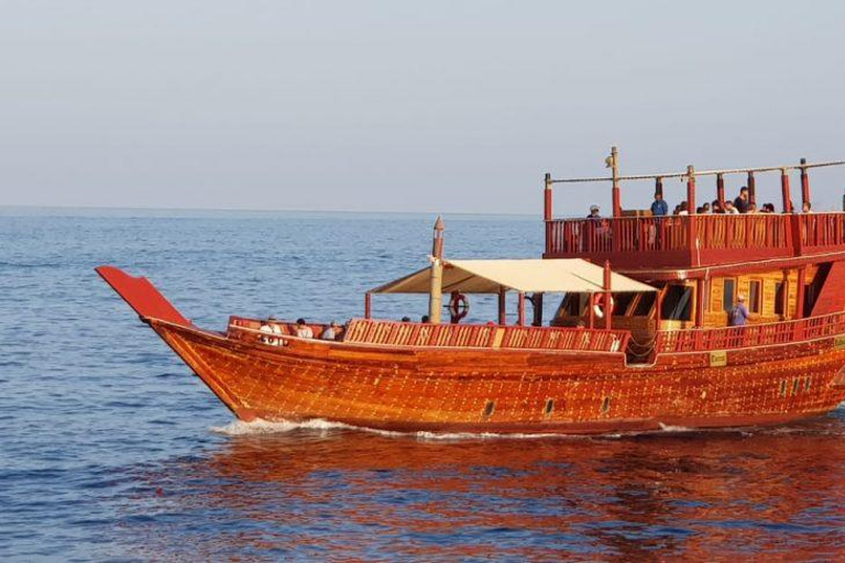 Muscat: Full-day Tour with Sunset Dhow Cruise & Local Lunch Full-Day Tour with German French Guide,Dhow Cruise and Lunch