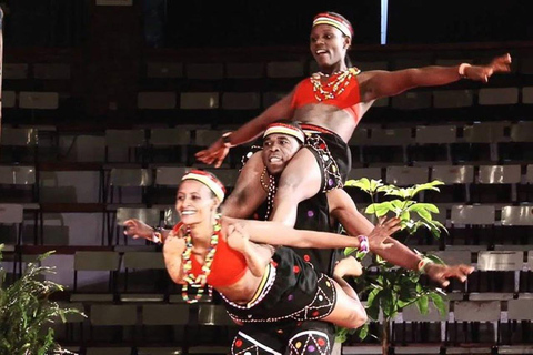 Nairobi: Visita ao Centro Cultural Bomas of Kenya à tarde