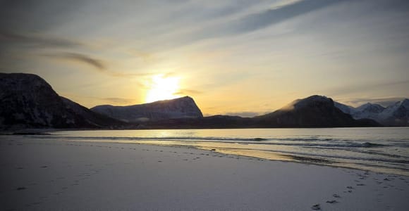 "Hiking in the Lofoten Islands – Guided in French"