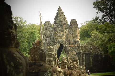 Siem Reap: 2-Tages-Tour Angkor Wat-Tempel und Kulen-Wasserfall