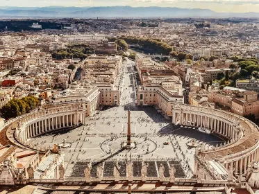 Rom: Petersdom, Kuppelbesteigung und unterirdische Tour
