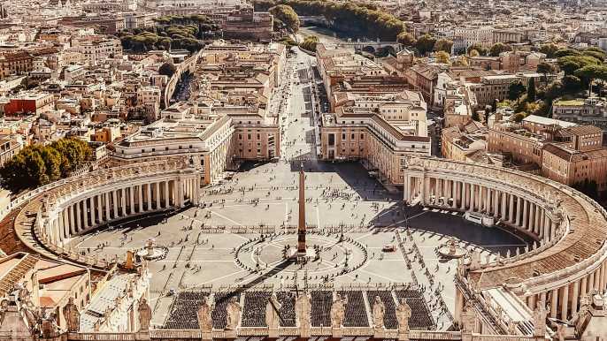 Roma: Visita a la Basílica de San Pedro, subida a la Cúpula y visita a las Criptas