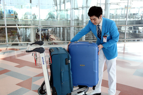 Bangkok: Vía rápida en el aeropuerto de Suvarnabhumi y servicio de paquetesLlegada VIP Fast Track incluye Buggy y Traslado Privado