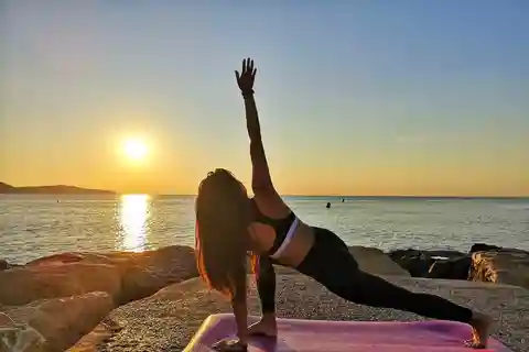 Port d'Alcudia: Yoga Pilates am Strand