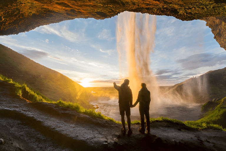 South Coast Adventure: Small Group Day Tour from Reykjavik