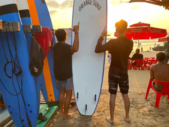 Bali: aula de surf na praia de Kuta (2 horas, instrutor local)