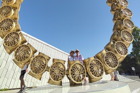 Lisbon: Private full Day Sightseeing tour by tuk-tuk.