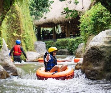 Ubud: River Cave Tubing Adventure with Lunch
