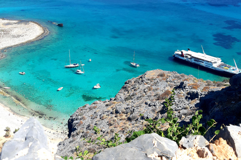 Chania: Gramvousa and Balos Beach Full-Day Bus and Boat Trip