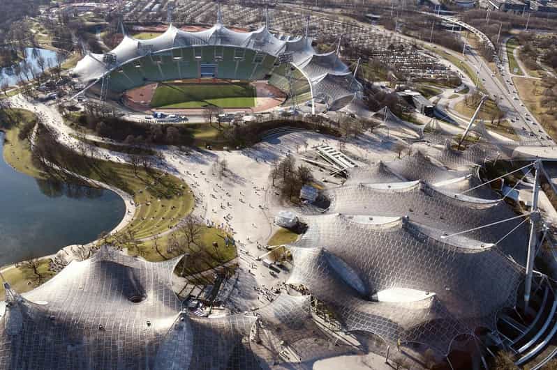 Private Tour: Olympiapark & BMW Museum with Entry Ticket