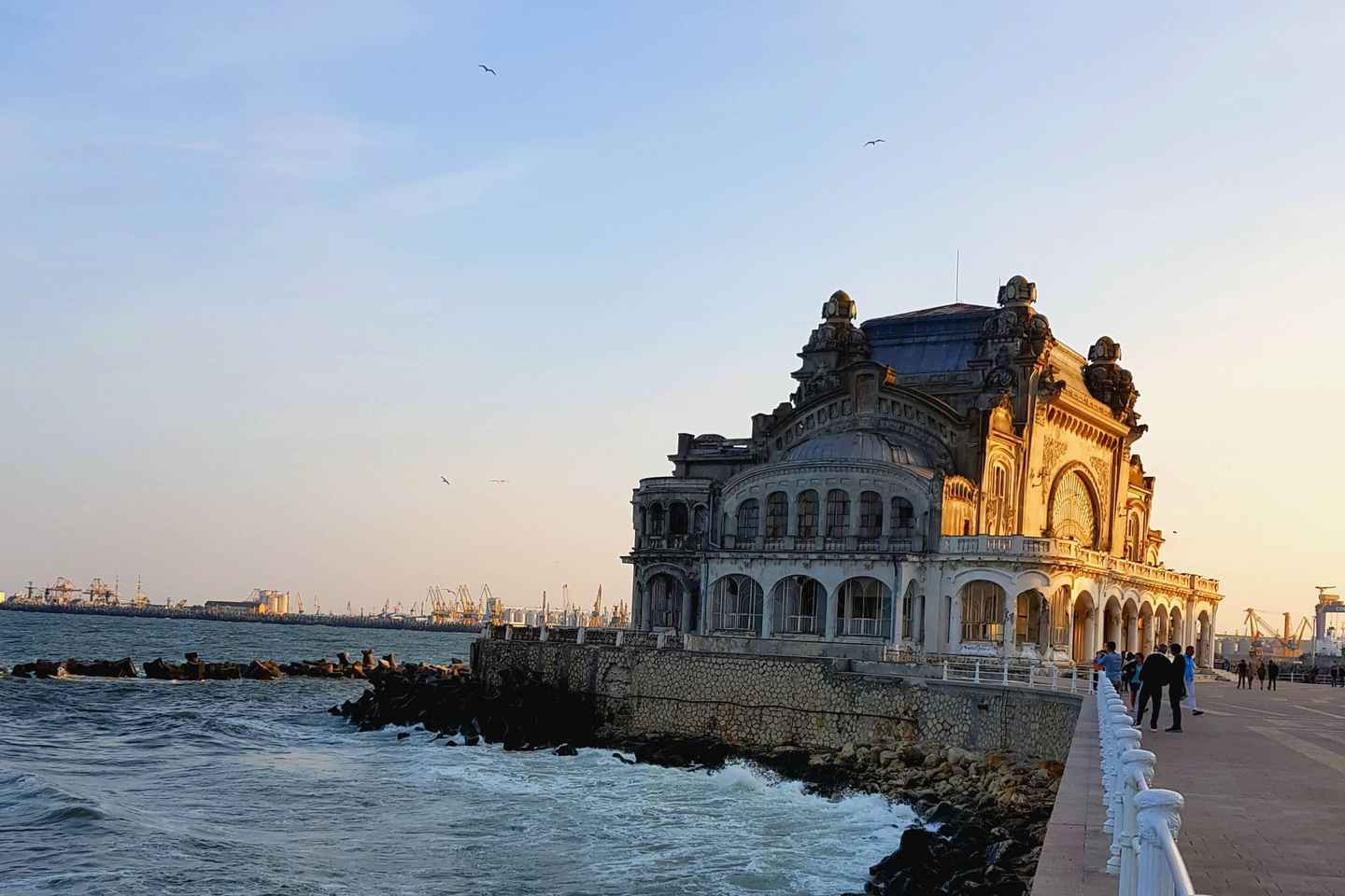 Old Center and Casino of Constanța Visit Guided Tour