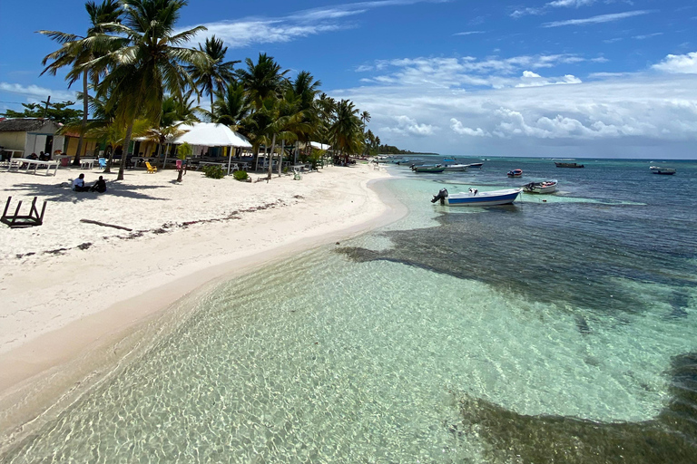 Saona Island VIP: 4 Beaches , Mano Juan & Canto de la Playa 4 Beaches VIP Saona Island: Mano Juan & Canto de la Playa