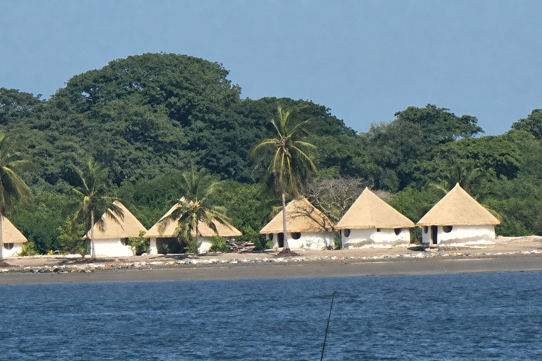 Sine Saloum: 2-Day Delta Boat Tour with Camping Sine Saloum: Delta discovery by boat with bivouac