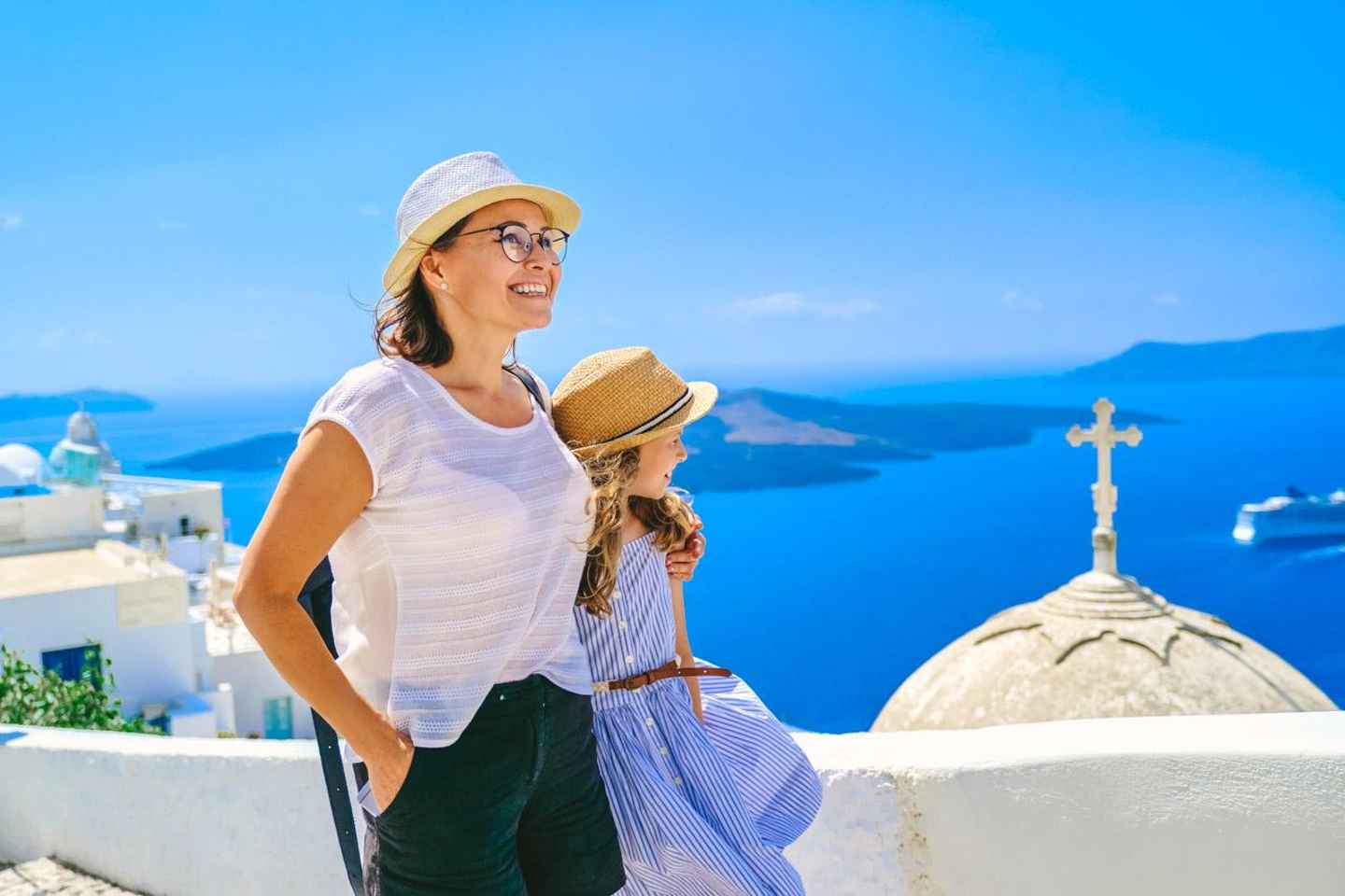 Crete: Santorini Guided Day Trip by Boat
