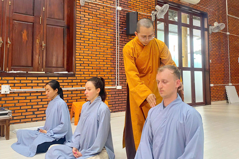 Ho Chi Minh Stad - Complete dag mindfulness meditatie retraite