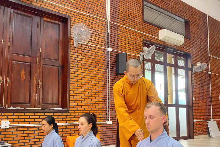 Ho Chi Minh Stad - Complete dag mindfulness meditatie retraite