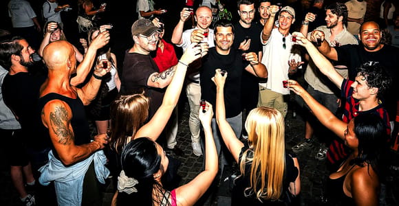 Munich: Social Night Out with Shots & Club Entry