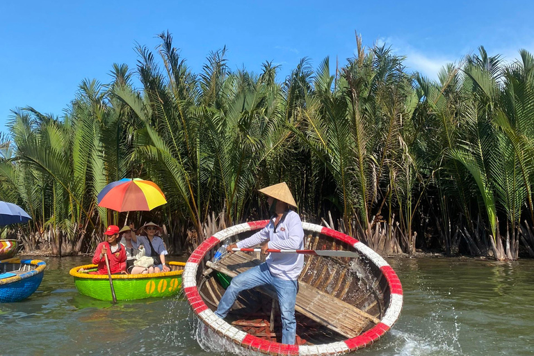 Explorer la forêt du village de cocotiers - Cam Thanh avec un guide touristique