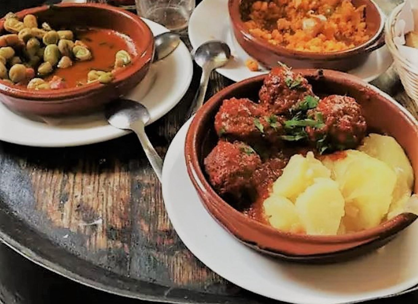 Málaga: Traditionel andalusisk tapas- og vintur