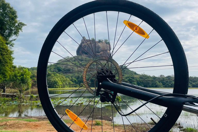 Sri Lanka 14-Day Small-Group Cycling Tour