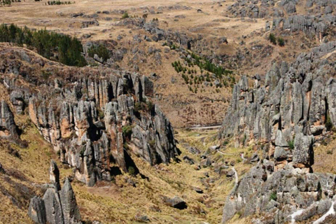 Cajamarca: Archäologischer Komplex Cumbemayo + Eintrittspreis