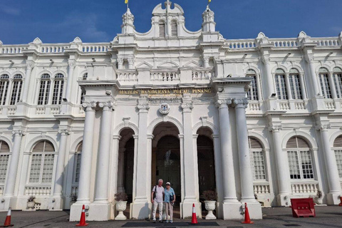 Penang: Guided City and Countryside Tour with Fruit Tasting