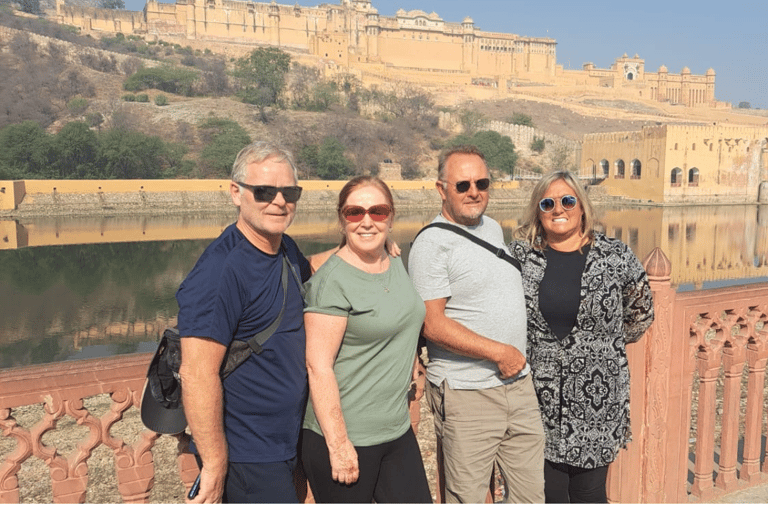 From Delhi : Jaipur Day Tour by Car with Hotel Pickup & Drop